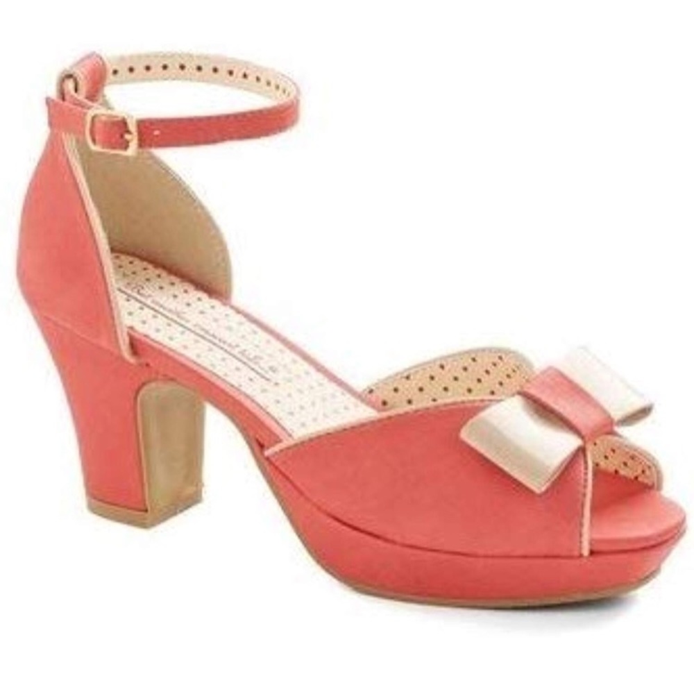 B.a.i.t. Betty heels, size 8.5, coral